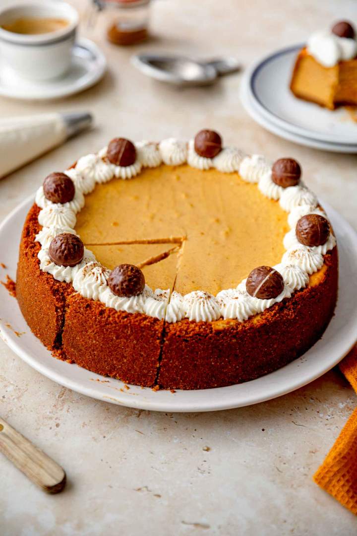 Pumpkin cheesecake is a wonderful autumn dessert made with a cookie crust and a creamy pumpkin filling. Perfect for celebrations, or to enjoy with tea. Pumpkin Cheesecake