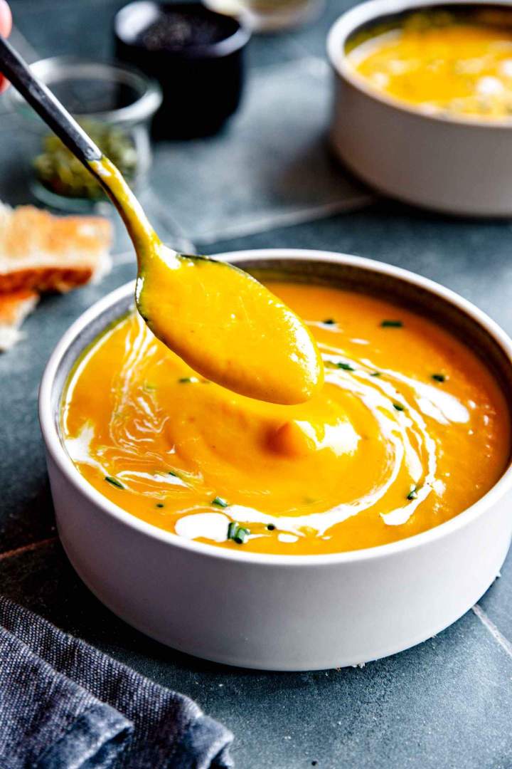 Kremna bučna juha Roasted Butternut Squash Soup