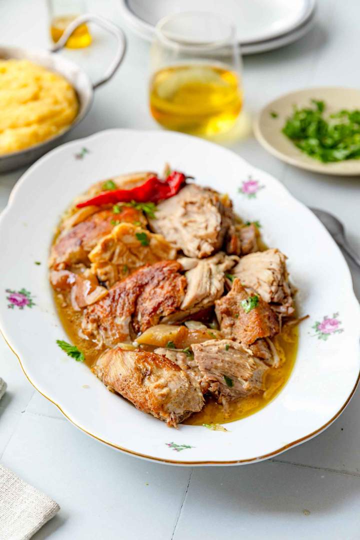 Slow-roasted pork butt with cabbage is an easy recipe, perfect for Sunday lunches and special occasions. The melt is juicy and melts in your mouth. Slow Roasted Pork Butt with Cabbage