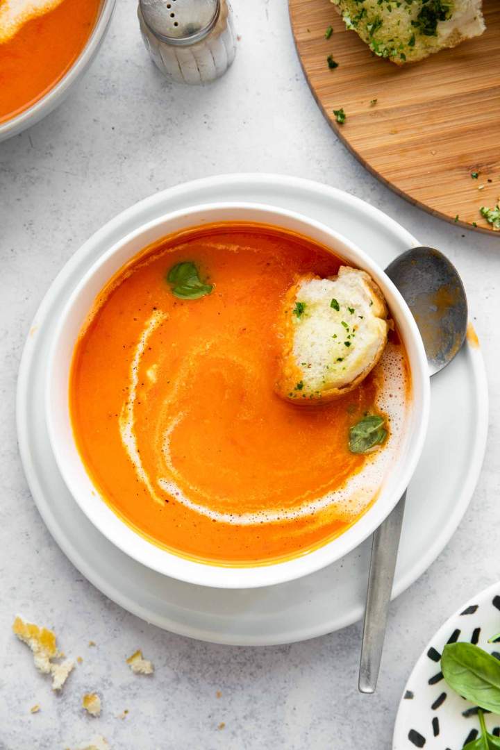 Tomato soup with fresh tomatoes recipe