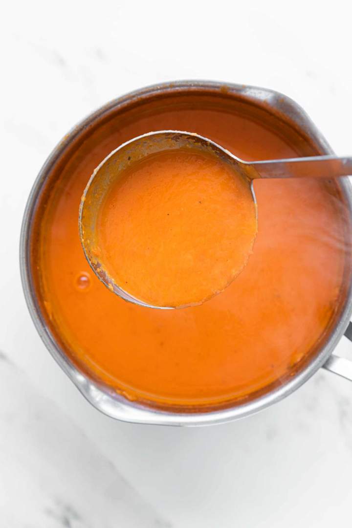 Creamy Tomato Soup with Fresh Tomatoes 